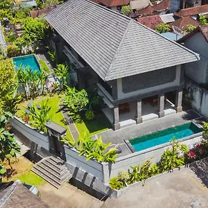 Full Moon Ubud (Bali)